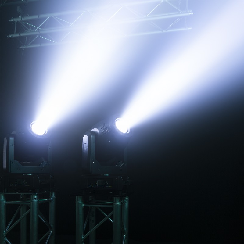 IGNITE300A LED BSW CABEZA MÓVIL CON ANIMACIÓN 2PCS EN FLIGHTCASE