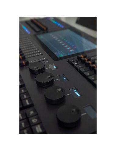 LAMPY 40 1U CONSOLA DMX CON 40 FADERS Y 1 UNIVERSO