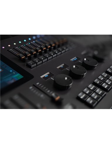 LAMPY 20 2U CONSOLA DMX CON 20 FADERS Y 2 UNIVERSOS