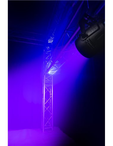 BAC552Z FOCO PAR PRO ALUMINIO CON ZOOM RGBW