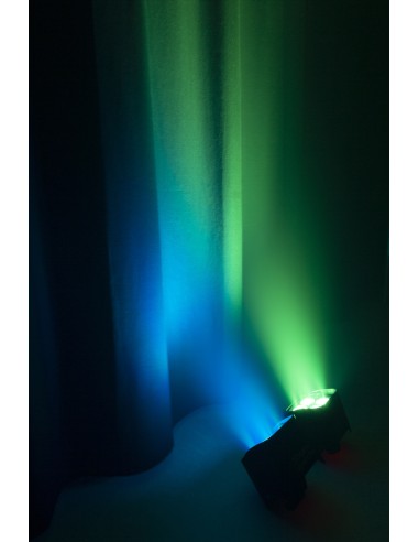 BBP54 FOCO PAR CON BATERÍA 4X 12W OUTDOOR