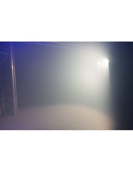 BTF200Z FOCO FRESNEL ZOOM 200W LED BLANCO 3200K