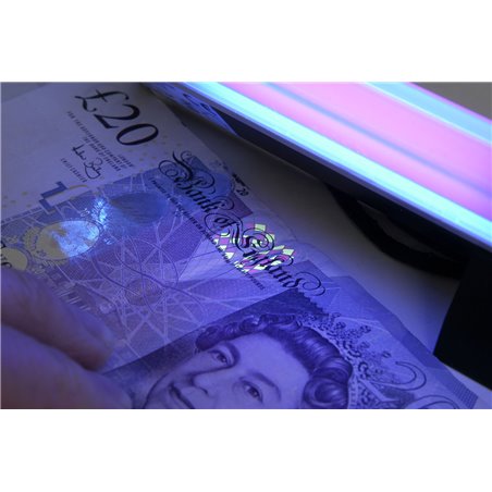 BUV15TL CONJUNTO UV LUZ NEGRA DE 6 PULGADAS