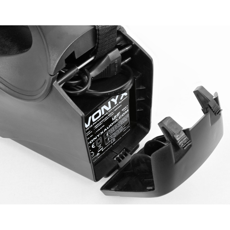 ST012 MEGAFONO CON MICRO INALAMBRICO Y BATERIA